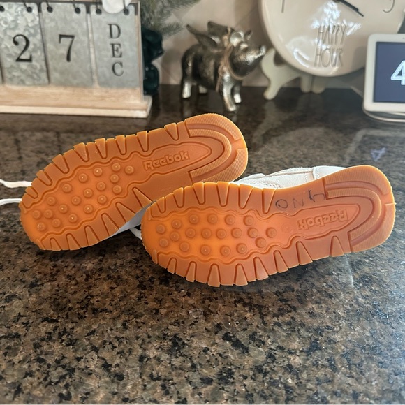 NEW Children’s 10C Reebok Classics - Picture 5 of 7